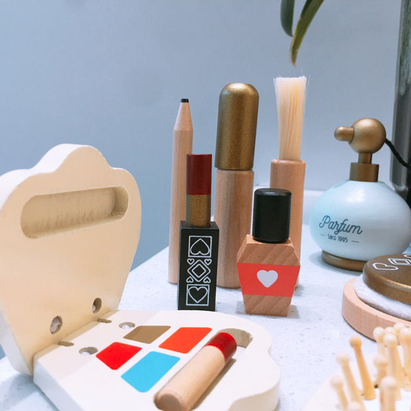 Wooden Toy Makeup Play Kit