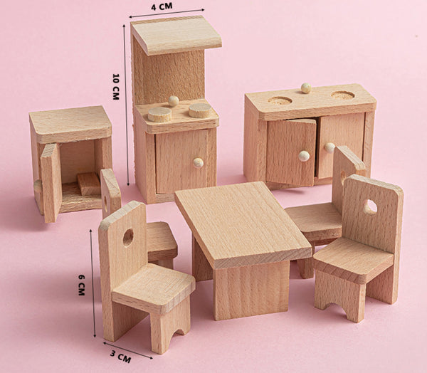 Dollhouse Furnitures 4 Rooms and 7 Family Dolls